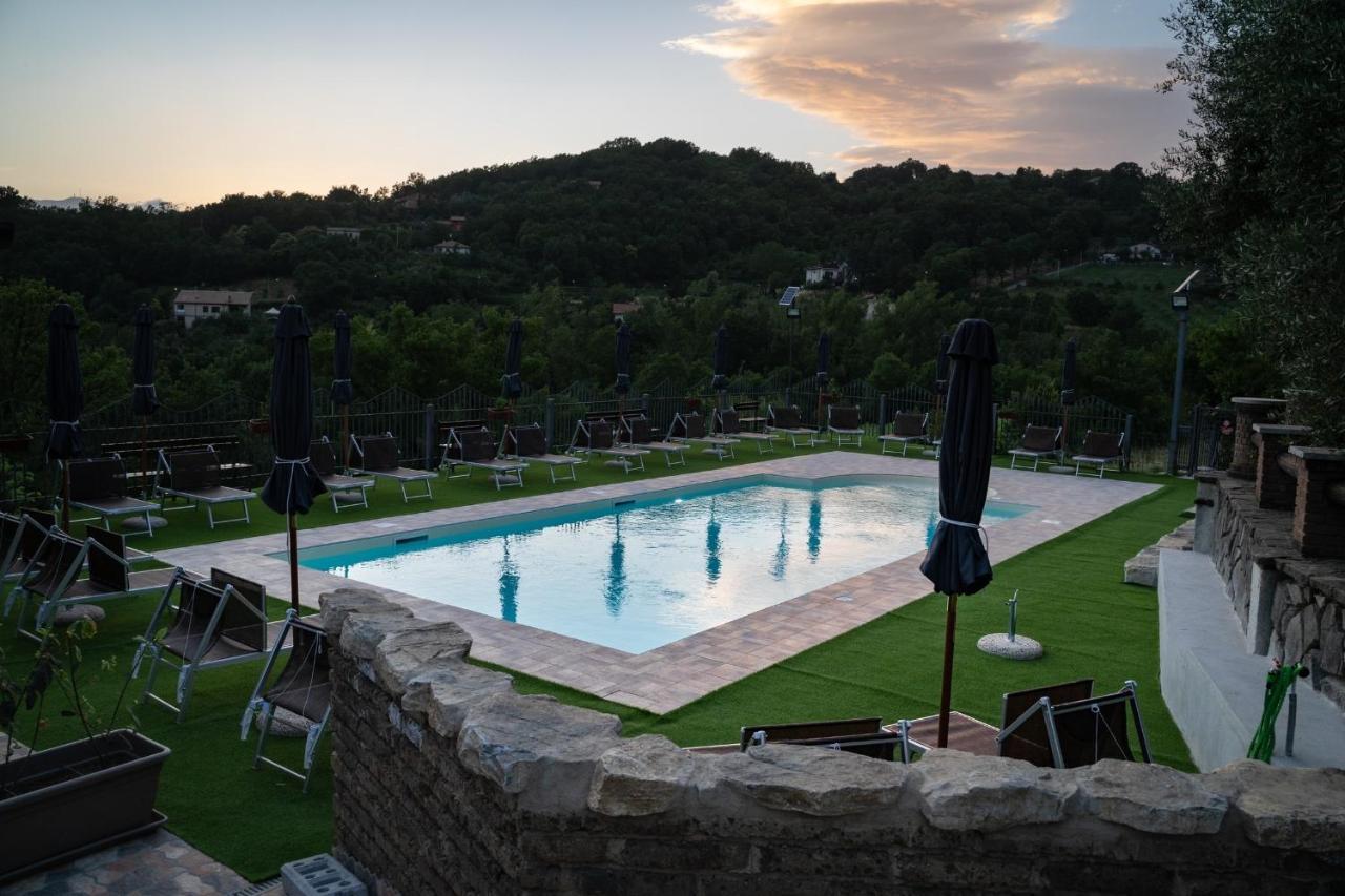 Agriturismo A Casa Di Susanna Santo Stefano del Sole エクステリア 写真