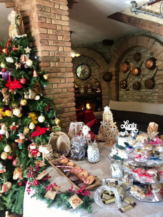 Agriturismo A Casa Di Susanna Santo Stefano del Sole エクステリア 写真